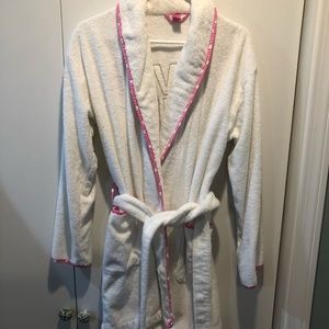 Victoria’s Secret Pink Robe